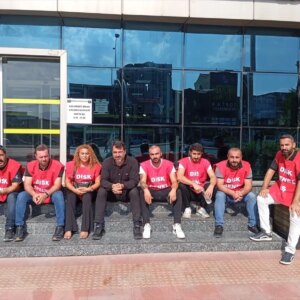 karabaglar belediyesinde isciler eylemde L1iYSCXV