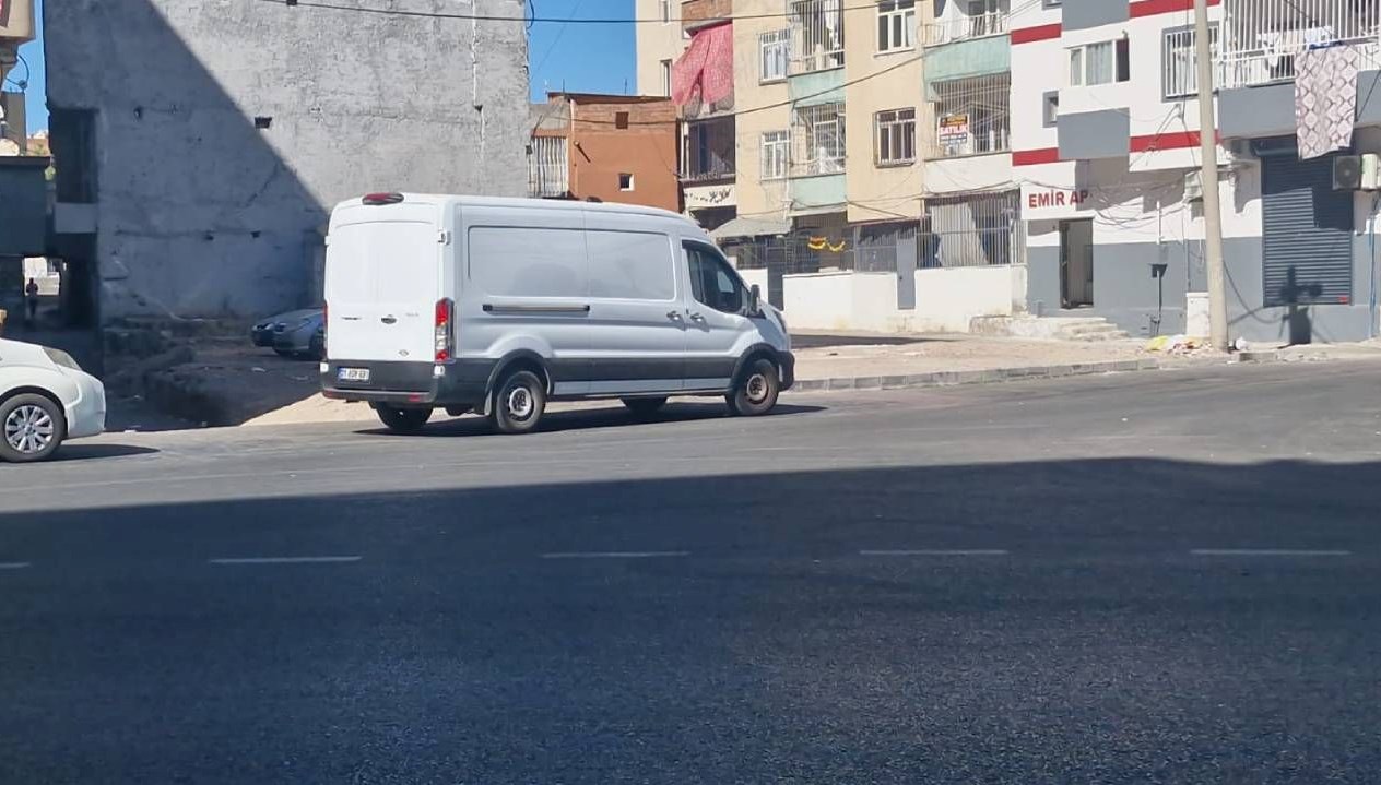 cocuklarinin gozu onunde bicaklanarak olduruldu 9mX9eVCU