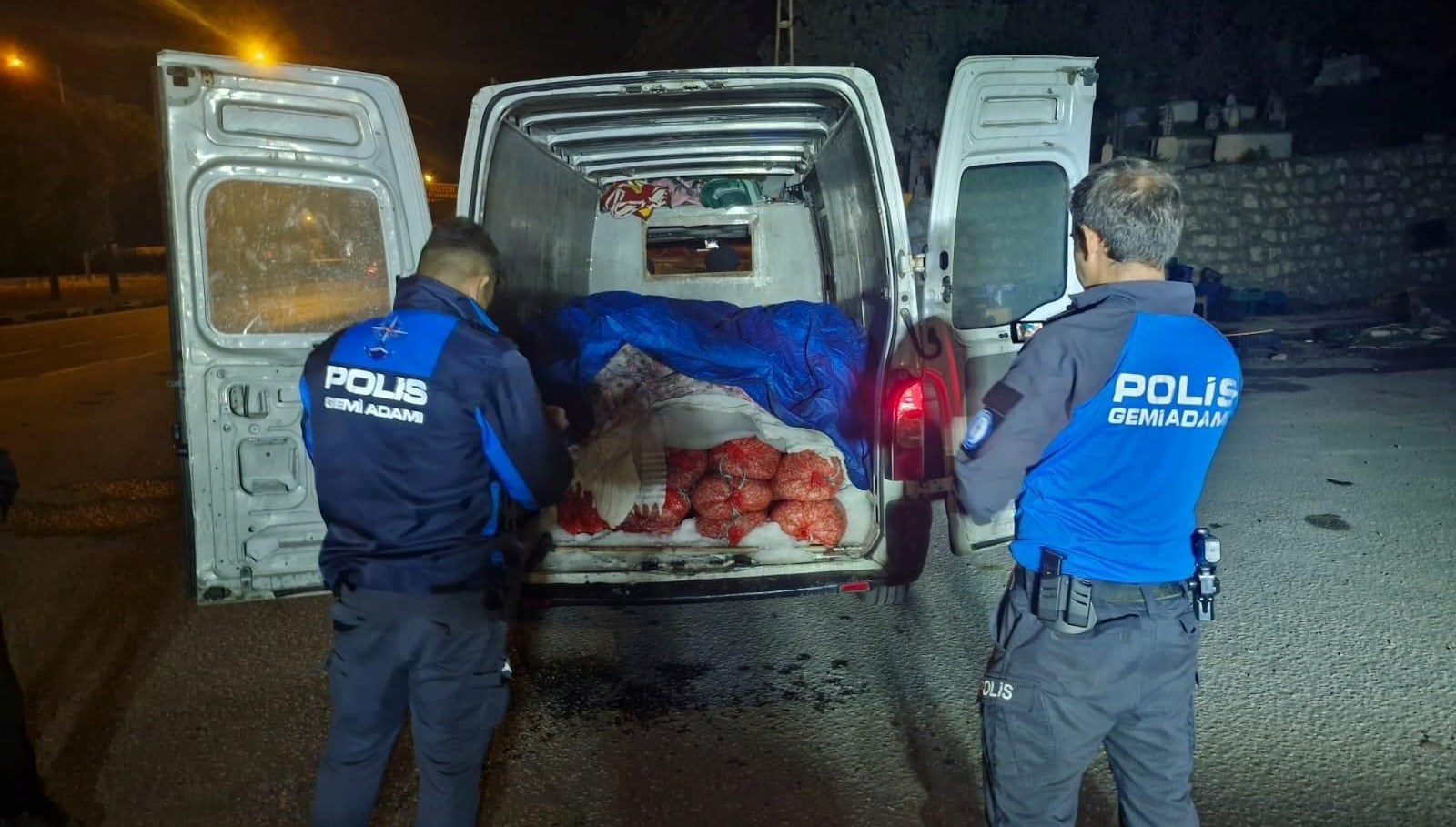 samsunda 5 ton kacak midye ele gecirildi GeYW6euM