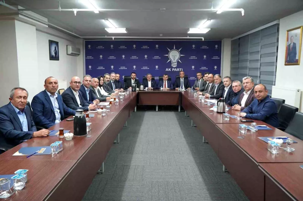 ak parti kayseri il baskanligindan teskilat degerlendirme toplantisi 2NjtwEHT.jpg