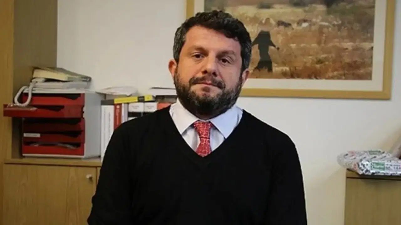 can atalaydan numan kurtulmusa milletvekilligi karari 2 yildir meclis baskanini bekliyor ybWyceTn.jpg