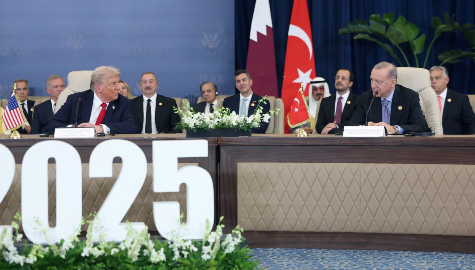 kabine uyelerinden baris zirvesi paylasimlari Ca6YNHsp.jpg