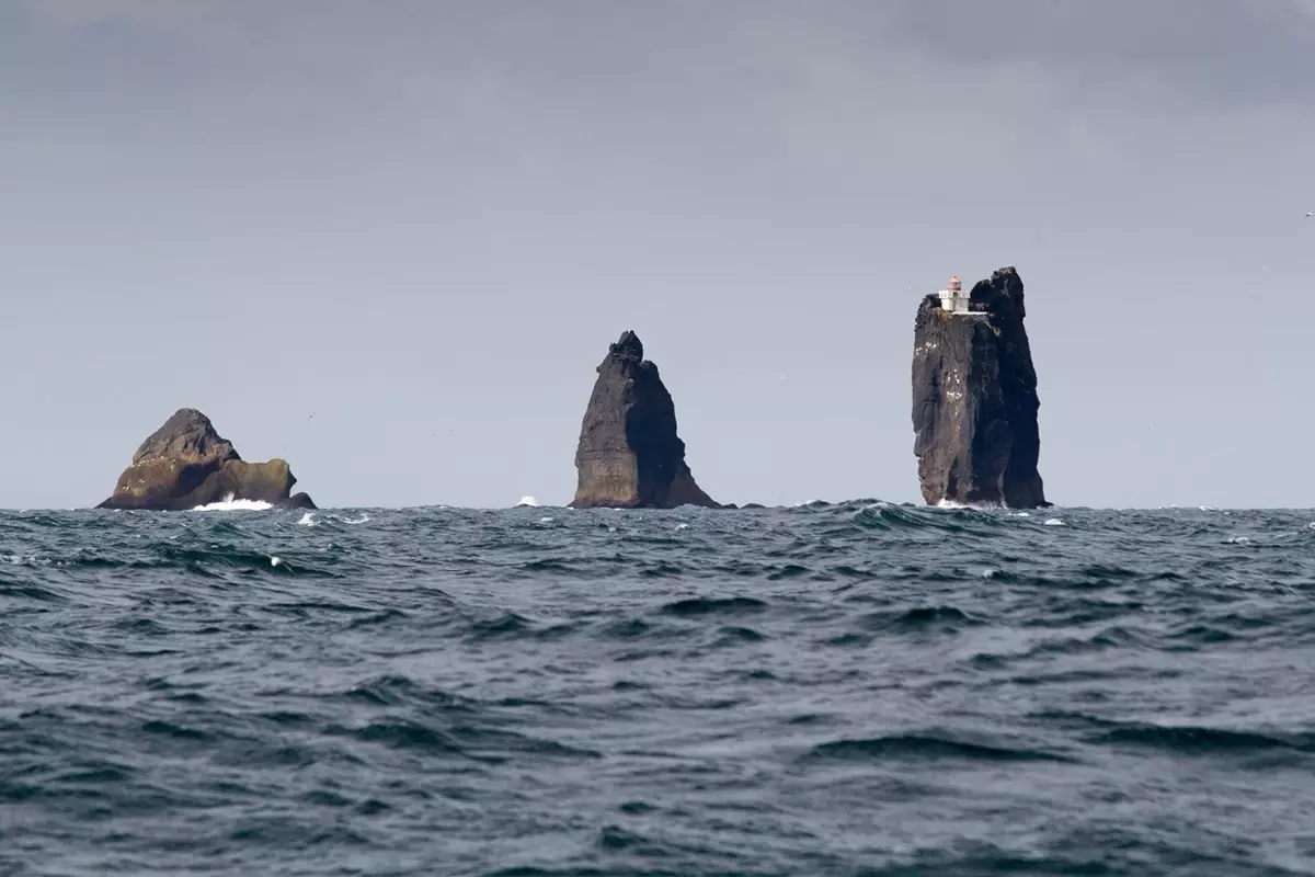 okyanusun ortasina insa edildi gormek isteyenin en ufak bir hatasi dahi olumle sonuclaniyor VgpipUh3.jpg