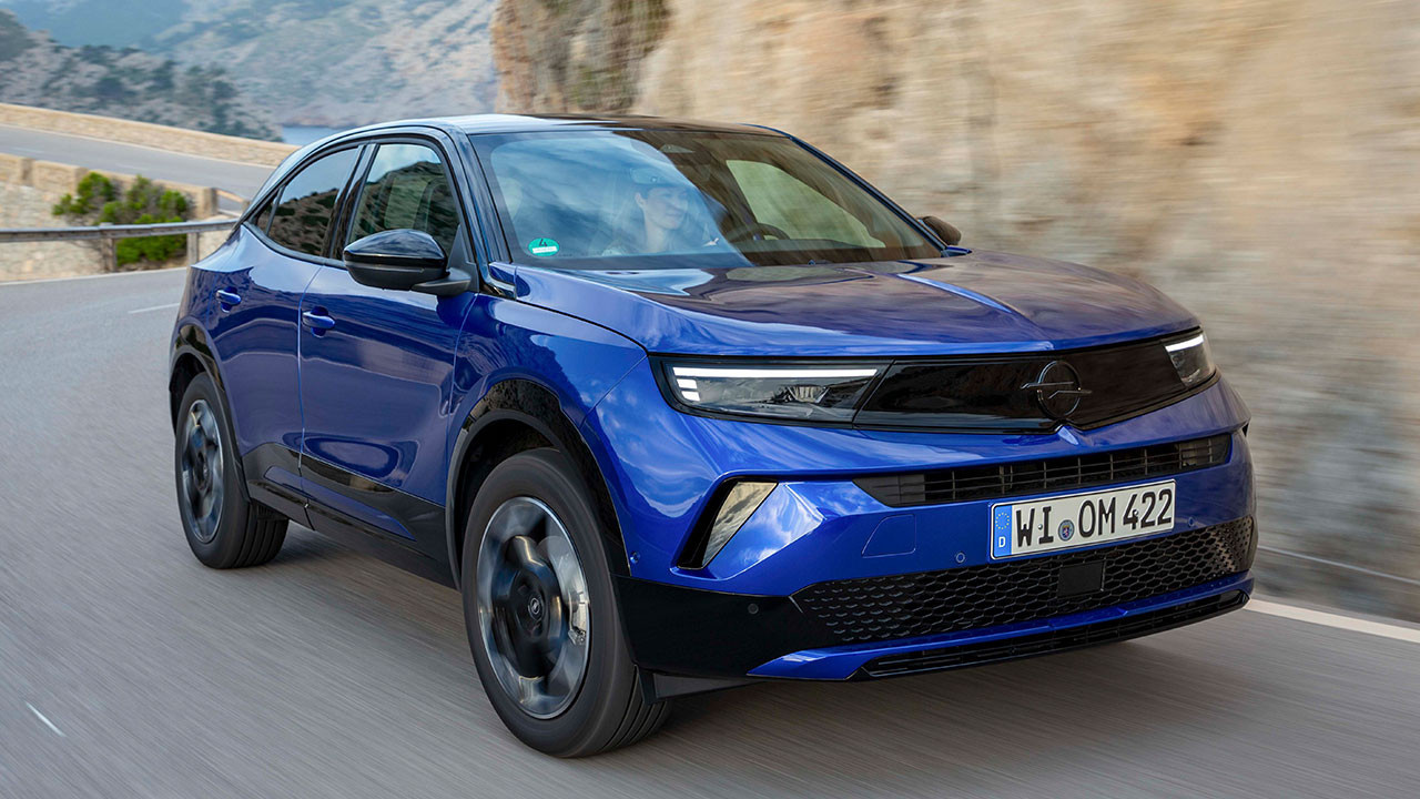 48V hibrit teknolojisine sahip Opel Corsa ve Mokka Türkiye’de!