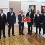 Türk Sağlık-Sen, sağlık çalışanlarının sorunlarını Kemal Memişoğlu’na iletti