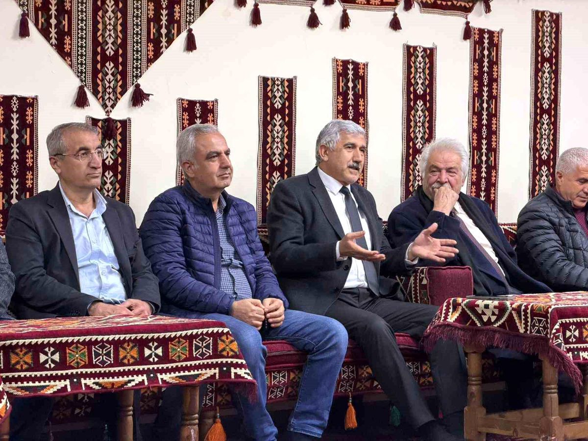 Başkan Hallaç, Avukatlar Günü’nde Hukukçularla Bir Araya Geldi