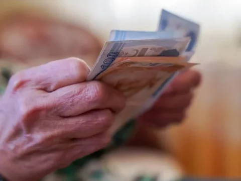 Emekli promosyonlarına nisan ayarı! Bankalar yeni rakamları duyurdu