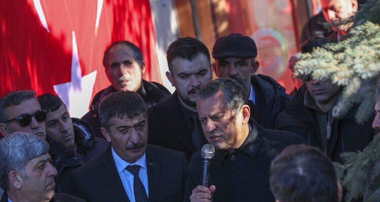 Kars’ta ilçe belediyesi ‘yeni parti’ için istifa etti