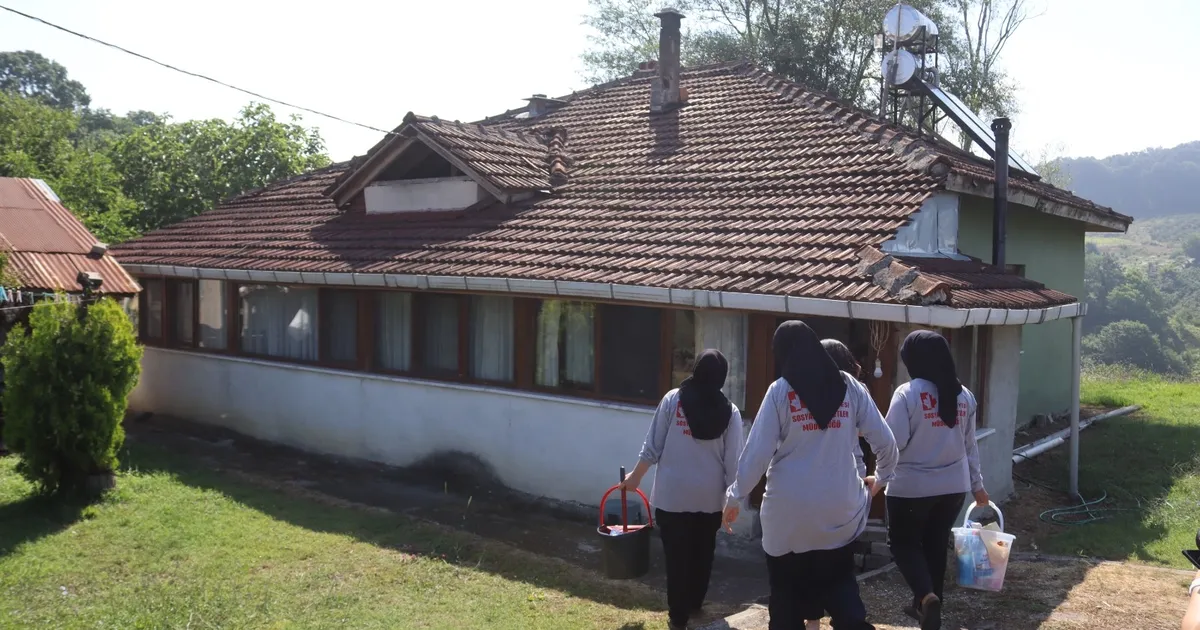 Izmitte evde temizlik hizmeti ile vatandaslarin hayati kolaylasiyor 7YBeN68S